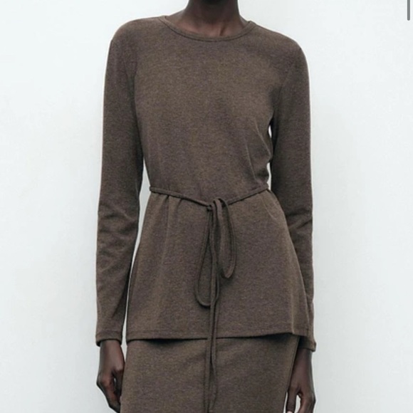 Zara Sweaters - Zara Brown Crew Neck Sweater Size M